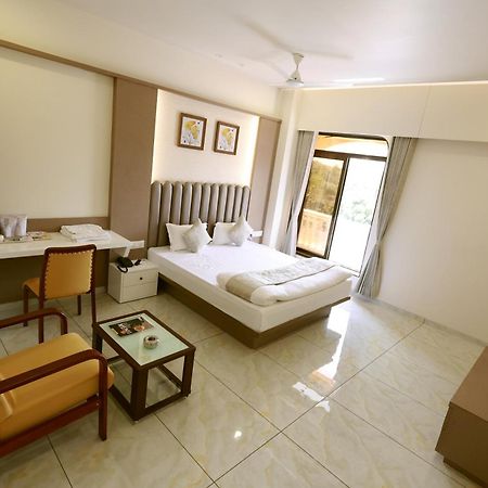 Hotel Grand Haveli Achad Luaran gambar