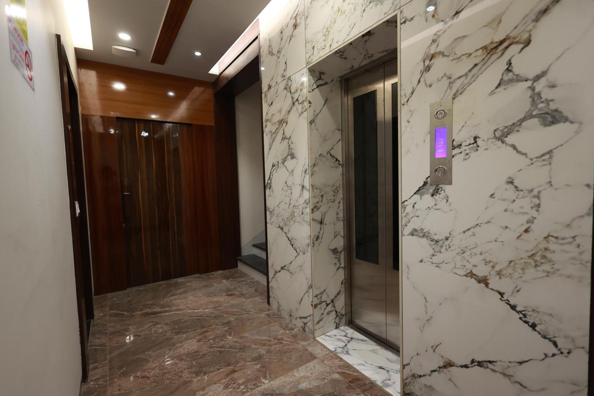 Hotel Grand Haveli Achad Luaran gambar