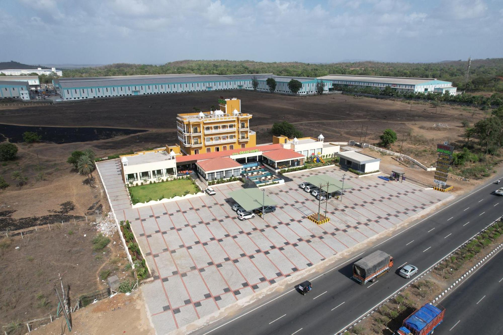 Hotel Grand Haveli Achad Luaran gambar