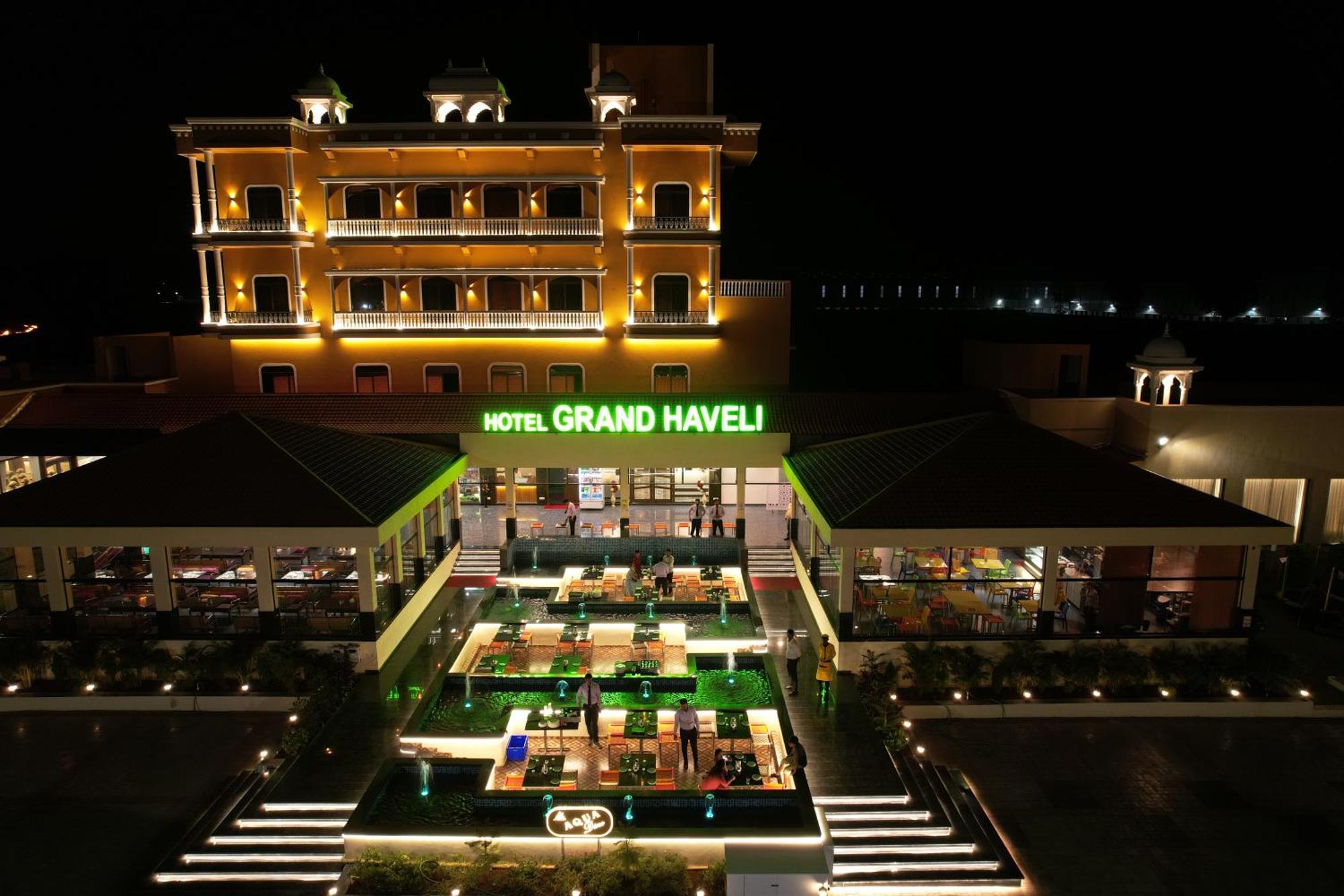 Hotel Grand Haveli Achad Luaran gambar