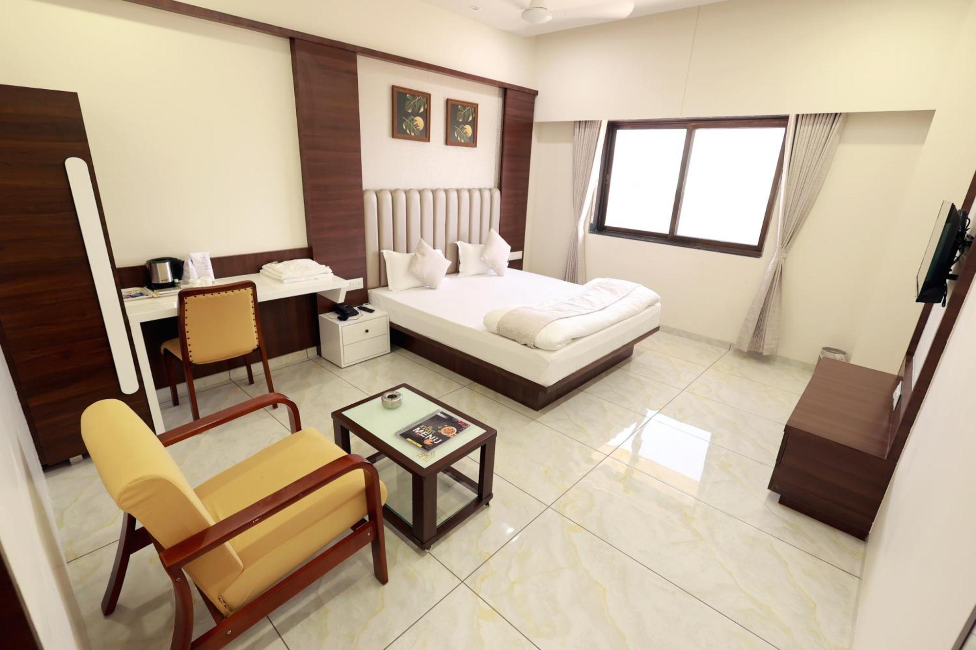 Hotel Grand Haveli Achad Luaran gambar
