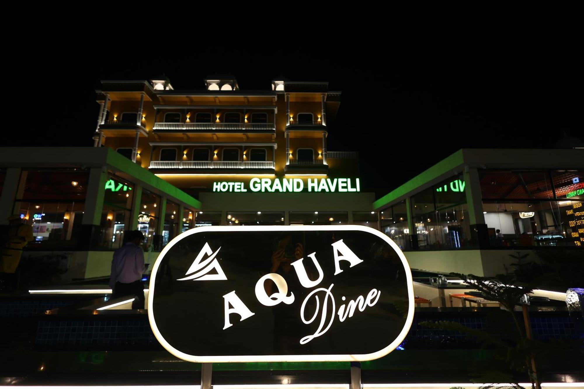 Hotel Grand Haveli Achad Luaran gambar
