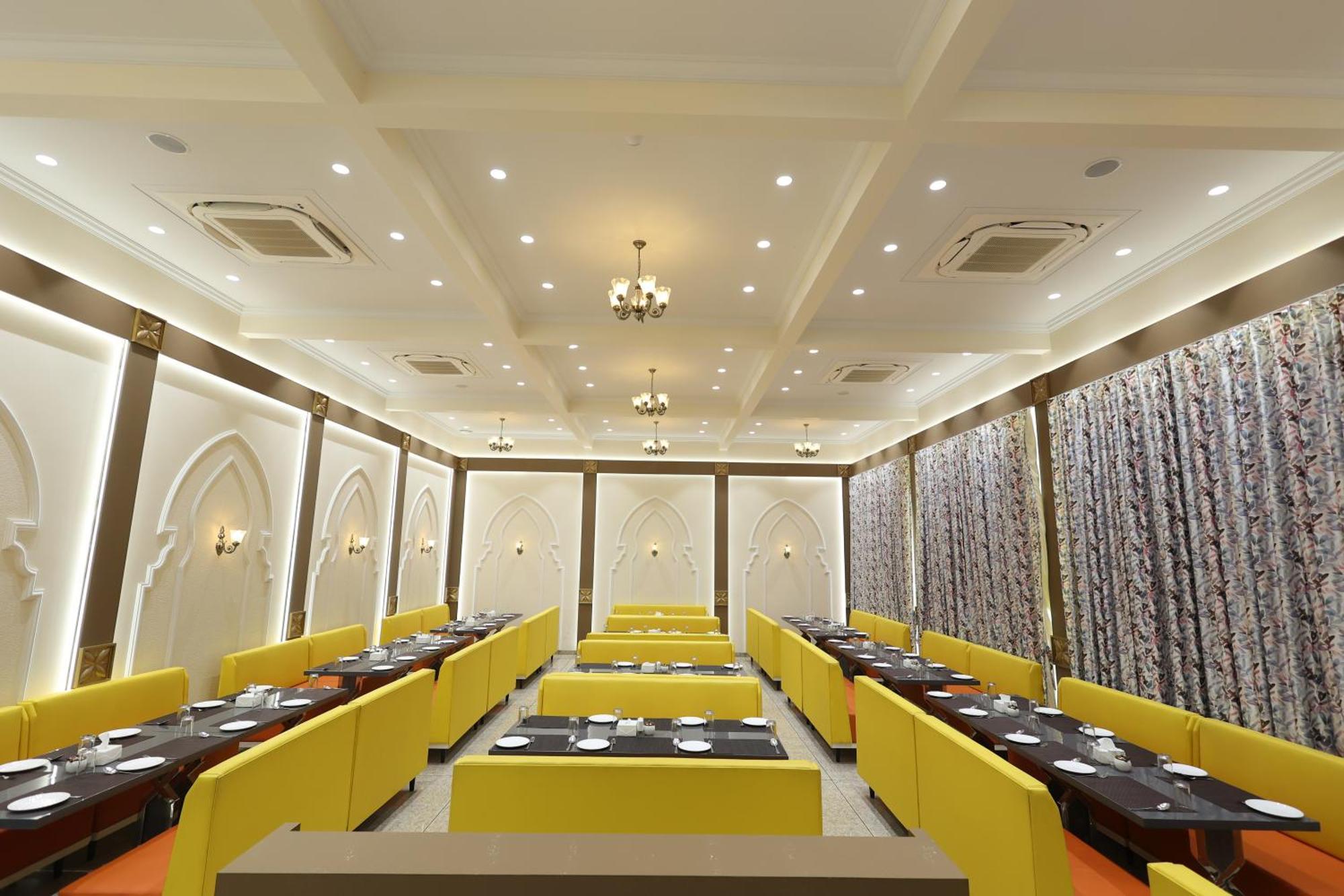 Hotel Grand Haveli Achad Luaran gambar