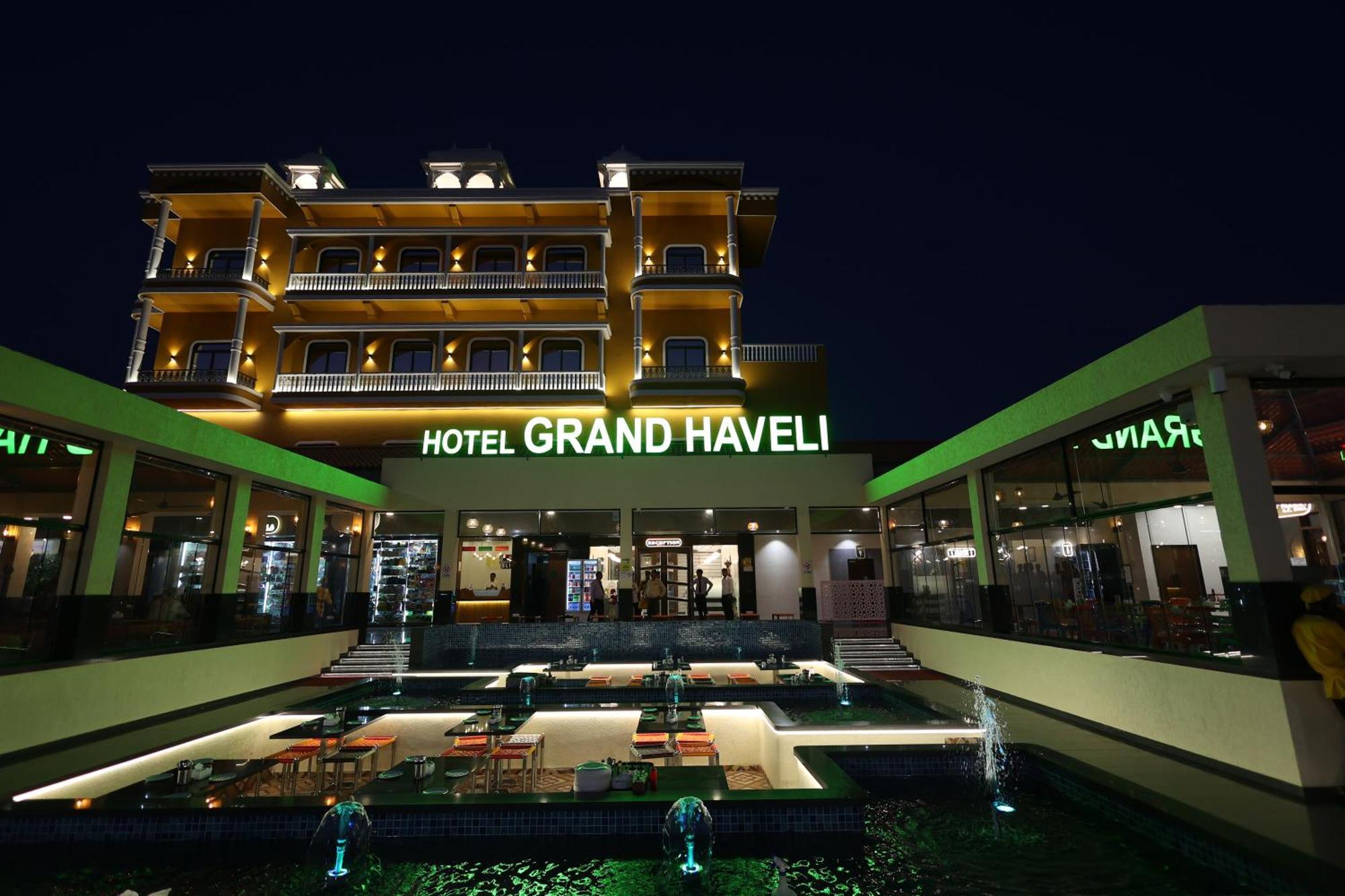 Hotel Grand Haveli Achad Luaran gambar